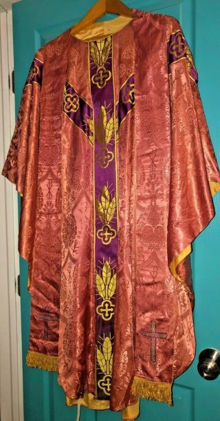 GORGEOUS RARE VINTAGE CATHOLIC PRIESTS PINK ROSE & GOLD BROCADE CHASUBLE & STOLE 3