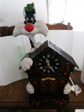 Rare Looney Tunes Sylvester And Tweety Moving Talking Cuckoo Clock