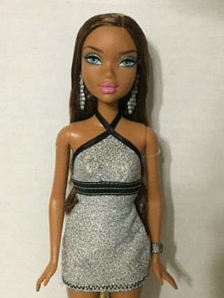 Barbie My Scene Club Night Madison Westley Doll In Silver Dresss Rare