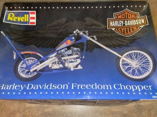 Harley Davidson Freedom Chopper Motorcycle Revell 1/8 Model 1996 Rare