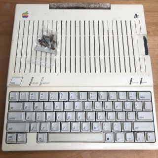 Broken Apple Iic Computer Rare - Macintosh Vintage - Only