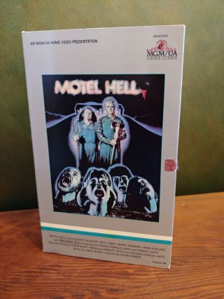 Motel Hell 1980 Rare Book Box Big Box Vhs Mgm Ua Home Video Horror