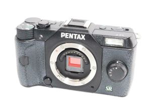 Rare Pentax Q7 Order Color Black And Navy Sd Card 32gb Class10set