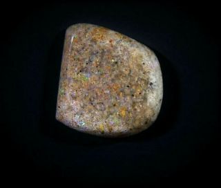 Opal Louisiana Opal Gem Quality Natural,  Very Rare 13.  2 Cts Pin Fire.