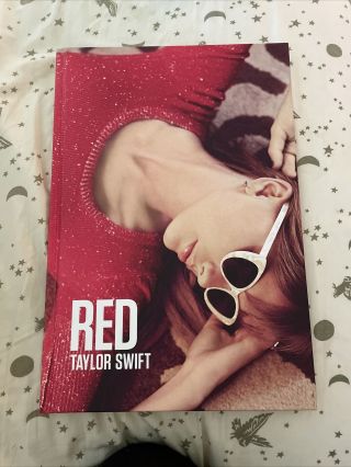 Taylor Swift Red Oversized Hardcover Coffee Table Photo Book Rare Oop W/ Lyrics