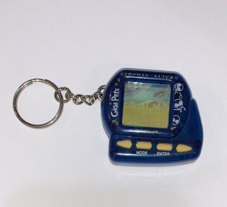 Giga Pet Virtual Alien Rare Htf Vintage 1997 Tiger Electronics Keychain Ring