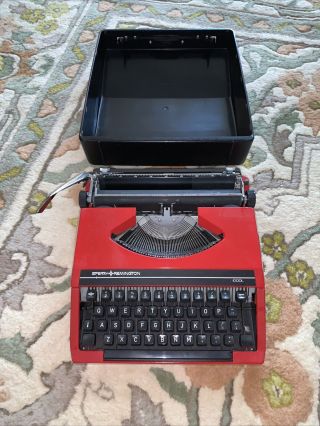 Sperry Remington Idool Red Typewriter Rare - Moondog’s Typewriter In Beach Bum