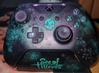 Xbox One Wireless Controller: Sea Of Thieves W/stand Rare Out Of Print