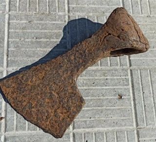 Battle Axe Ancient Rare Iron Authentic Artifact Viking - 655 G - 17 Cm