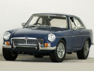 1:18 Universal Hobbies Uh " 1967 Mgb Gt Coupe " (mineral Blue) Htf Rare Mg Revell