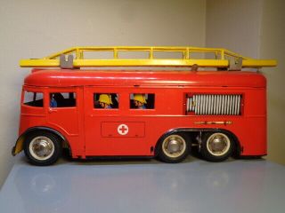 Joustra France Vintage Tinplate Fire Engine Truck Sapeurs Pompiers Very Rare Vg