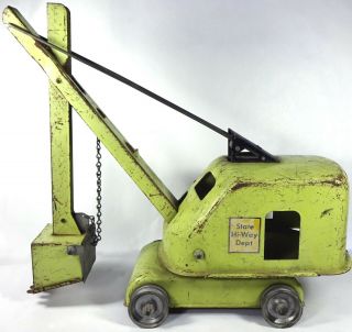1958 Tonka Toys State Hi - Way Dept Bucket Crane,  Lime Green Painted Pressed Steel 2