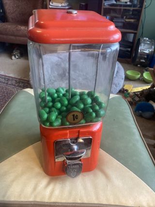 Vintage Oak Acorn All Purpose 1 Cent Vending Machine.  No Key With Candy Rare