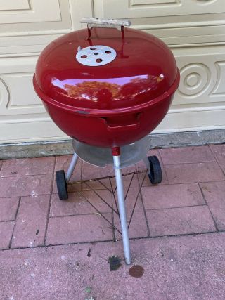 Rare Vintage Weber 18” Barbecue Bbq Charcoal Kettle Grill (color Red)