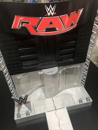 Wwe Mattel Ultimate Entrance Stage Playset Raw Smackdown Very Rare Htf Light Up