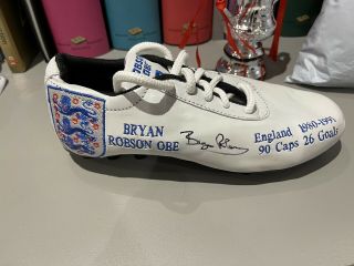 Signed Bryan Robson England Boot Football Rare Photo Proof