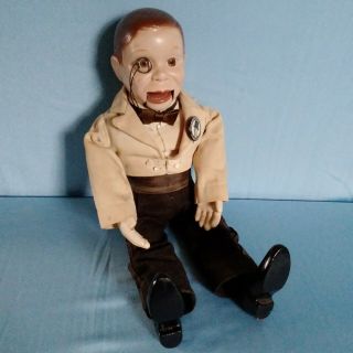 Rare Charlie Mccarthy Ventriloquist 15 " Dummy Tan Jacket W/orig Pinback Effanbee