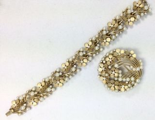 Vtg Trifari " Round Pin & Bracelet " With Tiny Flowers,  Pearls,  Rhinestones - Rare