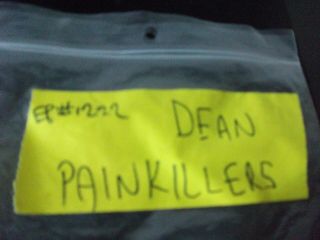 SUPERNATURAL - TV SERIES - DEAN WINCHESTER - DEAN ' S PAIN PILLS - ep - WHO WE ARE - Rare 2