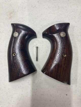 Rare Factory Smith Wesson Rosewood Smooth Presentation Target Grips K Frame Sb
