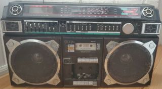 Vintage Helix Hx 4636 Boombox Dual Cassette Am Fm Radio Rare Find