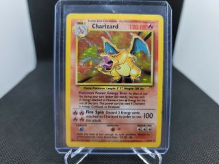 Charizard Pokémon Card Base Set 4/102