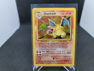 Charizard Pokémon Card Base set 4/102 2