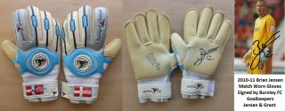 2010 - 11 Brian Jensen Match Worn Gloves Signed By Burnley Goalkeepers Rare