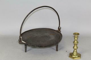 Rare Large Late 18th C Cast Iron Hanging Griddle W/handle Old Surface Full Feet