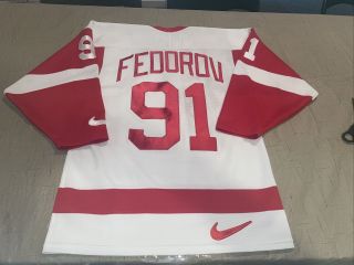 Adult Small White Nike Sergei Fedorov Detroit Red Wings Jersey Rare Sewn
