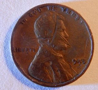 Error U.  S.  Lincoln Penny Dated 945 Wheat Back Penny (very Rare)